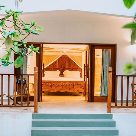 Kivuli Beach Resort Paje Buitenkant foto