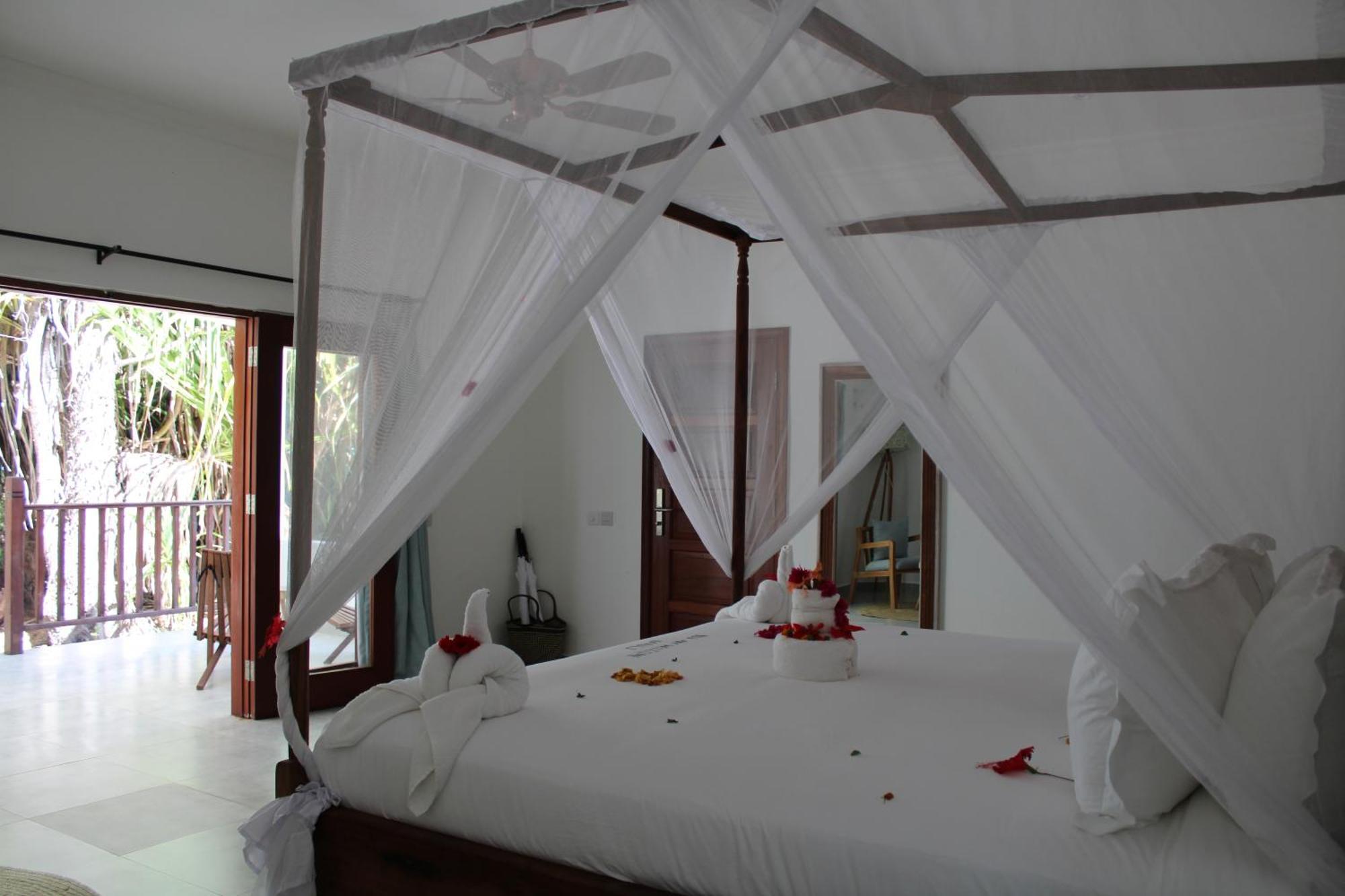 Kivuli Beach Resort Paje Buitenkant foto