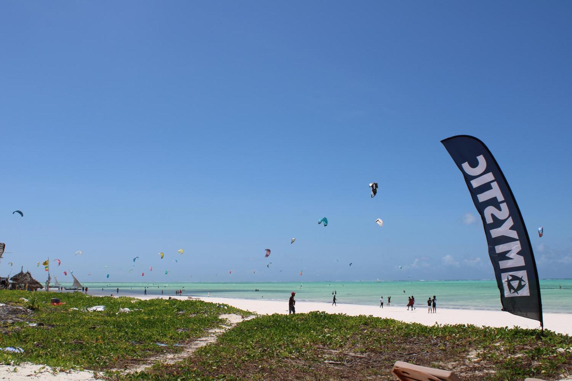 Kivuli Beach Resort Paje Buitenkant foto
